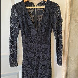 Bebe lace longsleeve dress w/ backless cutout
